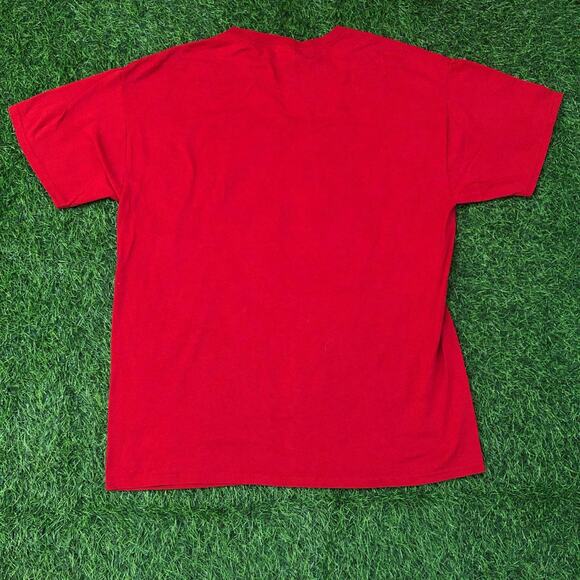 Men’s Red ‘Mundelein Physical Education Graphic Tee - Picture 3 of 3